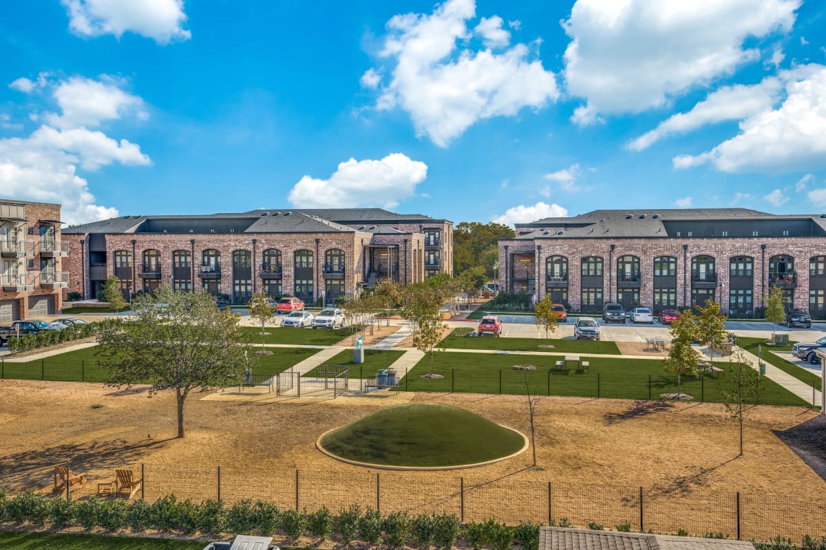 Thousand Oaks Luxury Austin Ranch Apartments For Rent Near Dallas